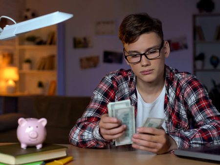 Geld verdienen als Schüler: Die 16 besten Ideen